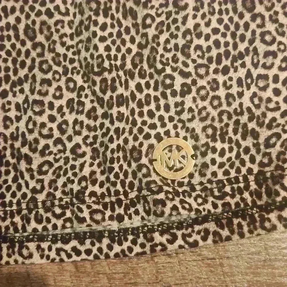 Michael Kors Womens Printed Shirt . Size L